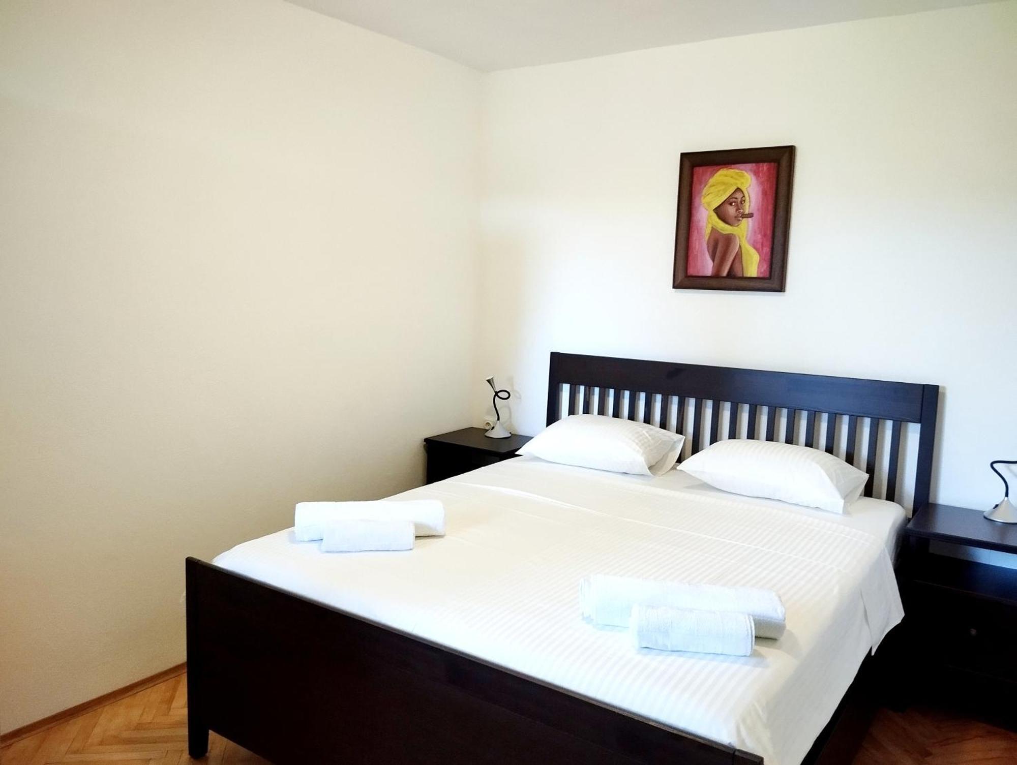 Holiday House Pinus Pinea 비간즈 외부 사진